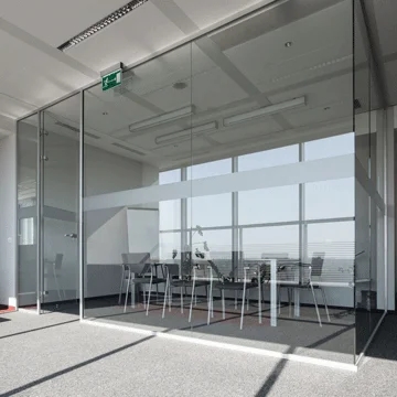 Frameless Glass Walls